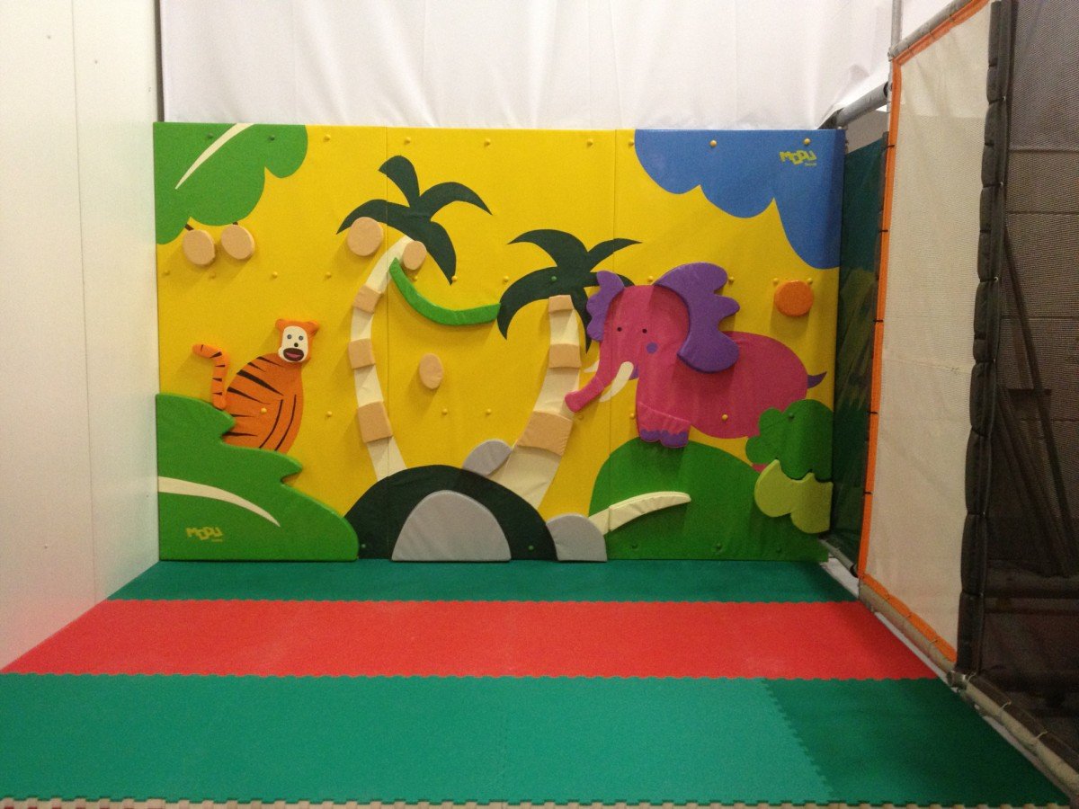 Mur a grimper le panneau (sans tapis de sol 30cm) avec impression décor - 125x250cm (REF GRIMP-2) Mur a grimper le panneau (sans tapis de sol 30cm) avec impression décor - 125x250cm (REF GRIMP-2)